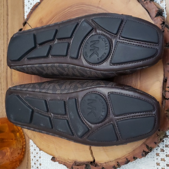 Michael Kors Flats SIZE 9.5 - Picture 6 of 8